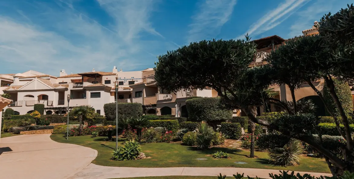 Alquiler a corto plazo de ático en Puerto Banús 46