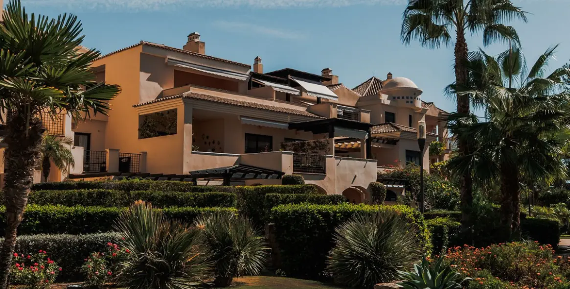 Alquiler a corto plazo de ático en Puerto Banús 47