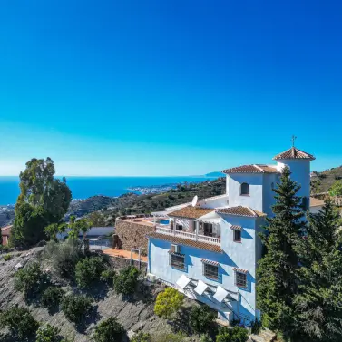 Venta de villa independiente en Sayalonga