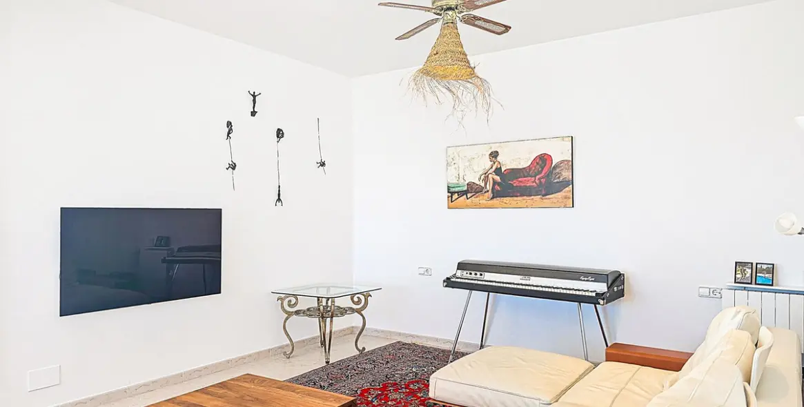 Venta de villa independiente en Sayalonga 48