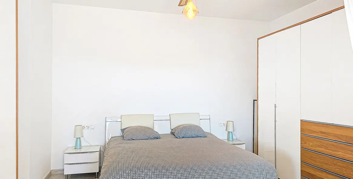 Venta de villa independiente en Sayalonga 49