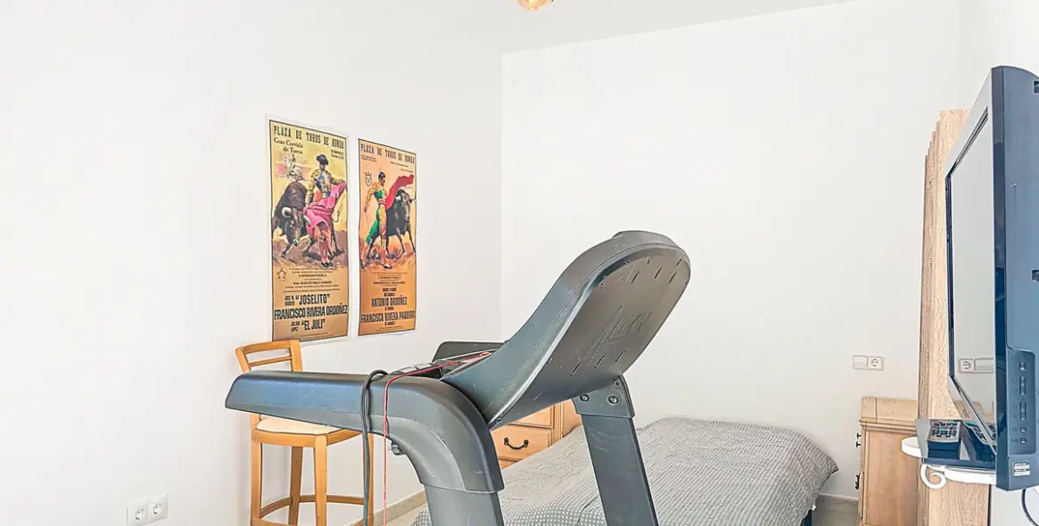 Venta de villa independiente en Sayalonga 50