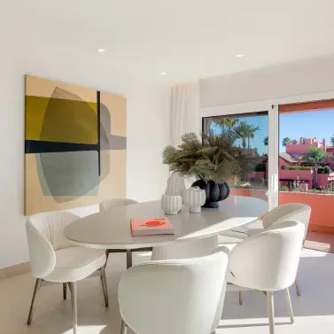 Venta de ático dúplex en Estepona