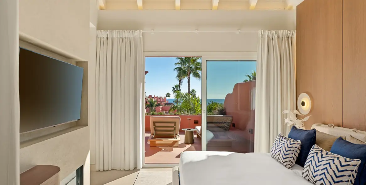 Venta de ático dúplex en Estepona 5