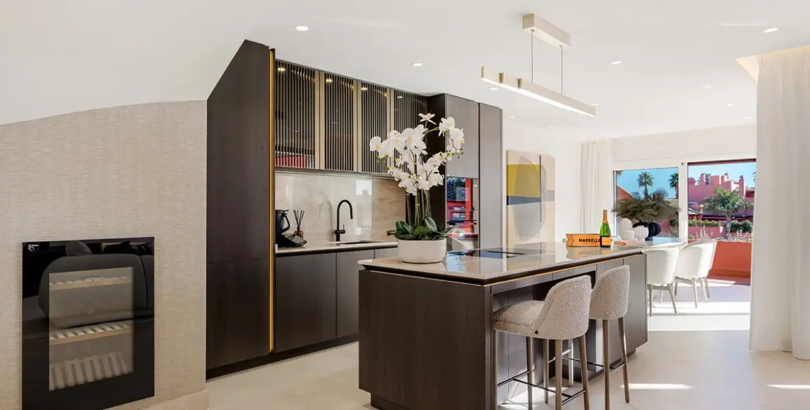 Venta de ático dúplex en Estepona 6