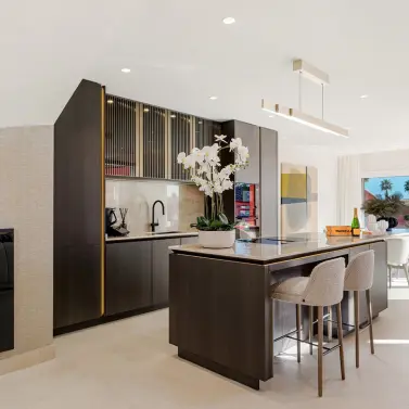 Venta de ático dúplex en Estepona