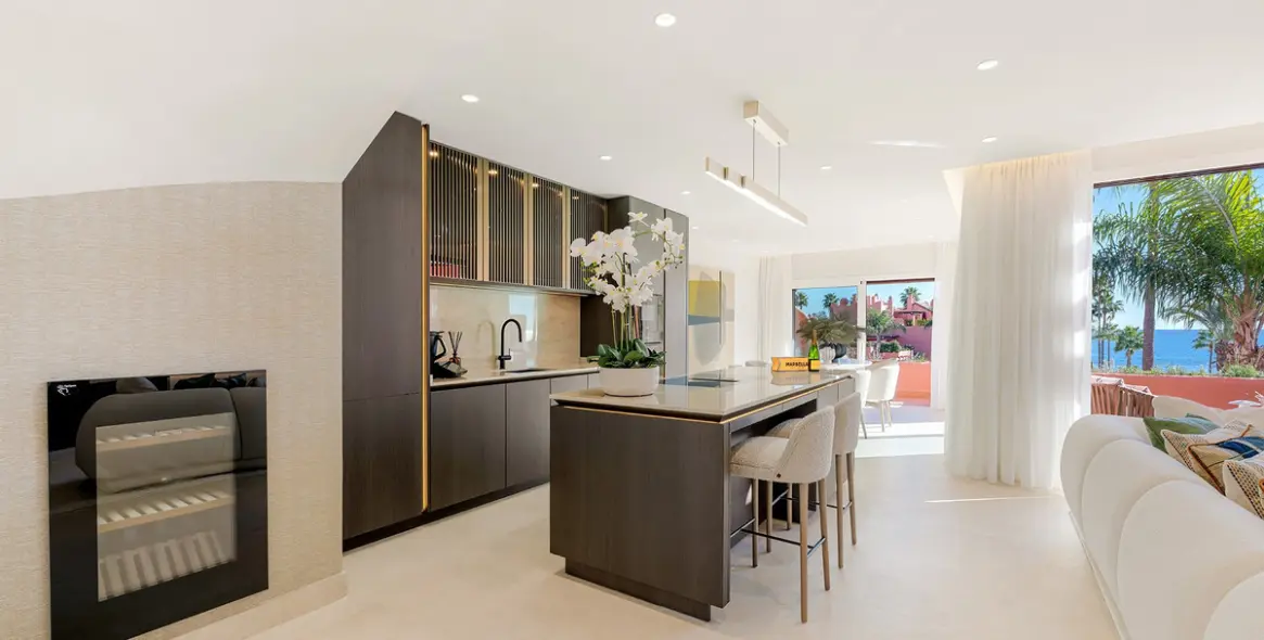 Venta de ático dúplex en Estepona 8