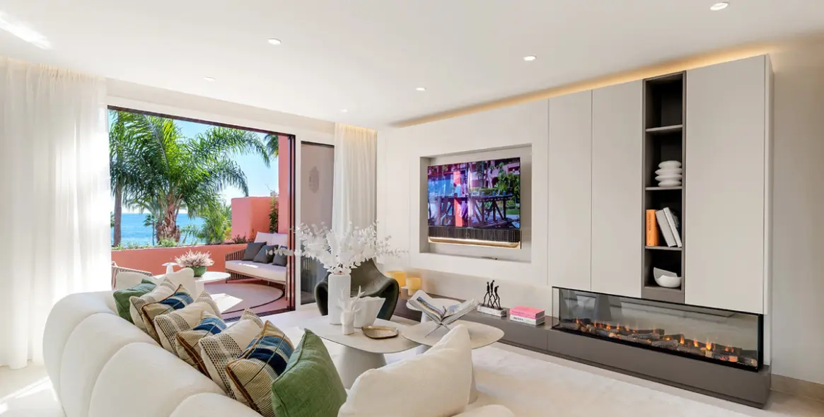 Venta de ático dúplex en Estepona 19