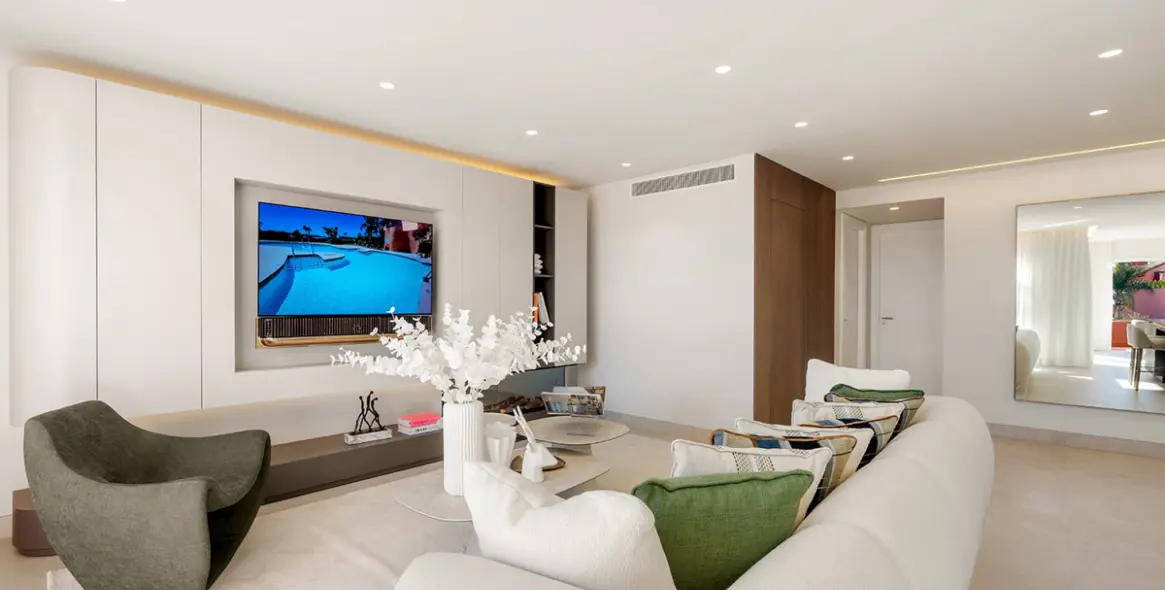 Venta de ático dúplex en Estepona 20