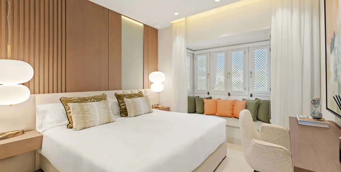 Venta de ático dúplex en Estepona 31