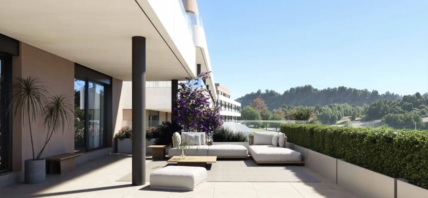 Venta de apartamento en planta baja en Estepona 2