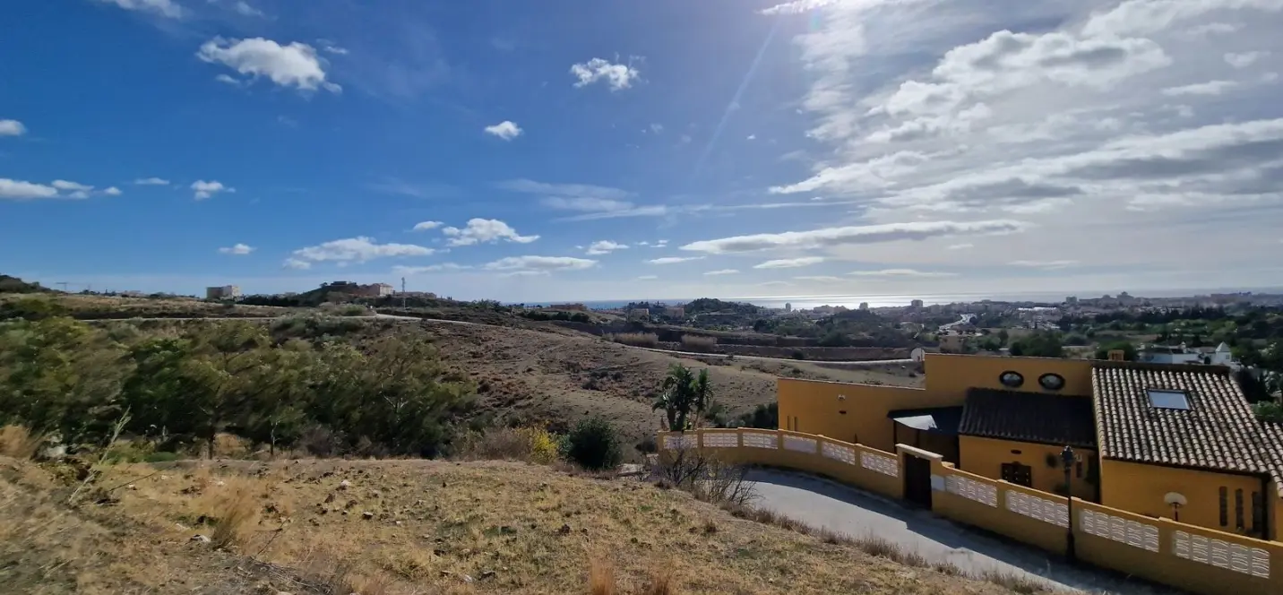 Venta de parcela residencial en Mijas 0
