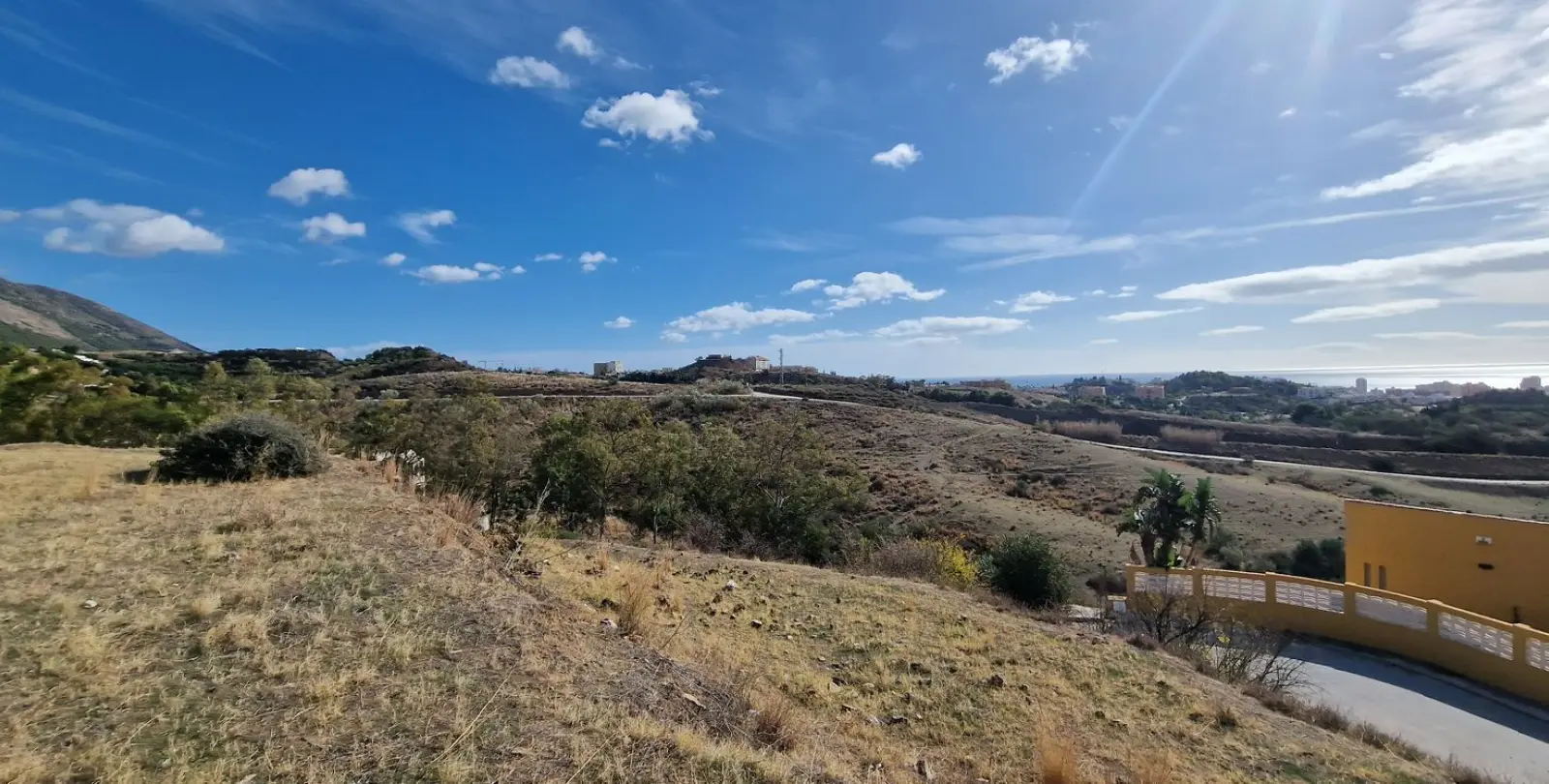 Venta de parcela residencial en Mijas 2