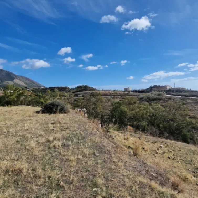 Venta de parcela residencial en Mijas
