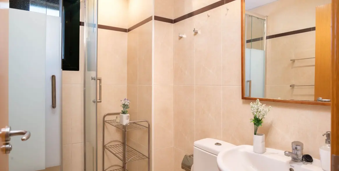 Sale of middle floor apartment in Marbesa 14