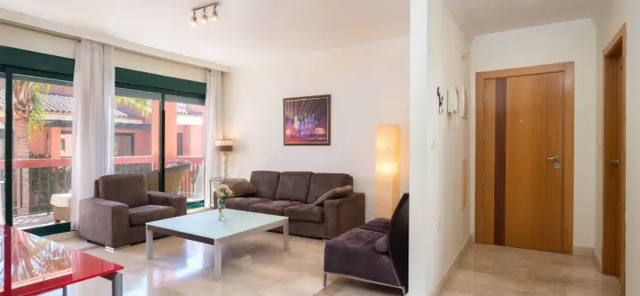 Sale of middle floor apartment in Marbesa 3