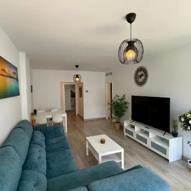 Venta de apartamento en planta media en Estepona