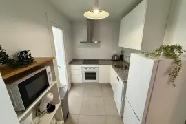Image 4 thumb