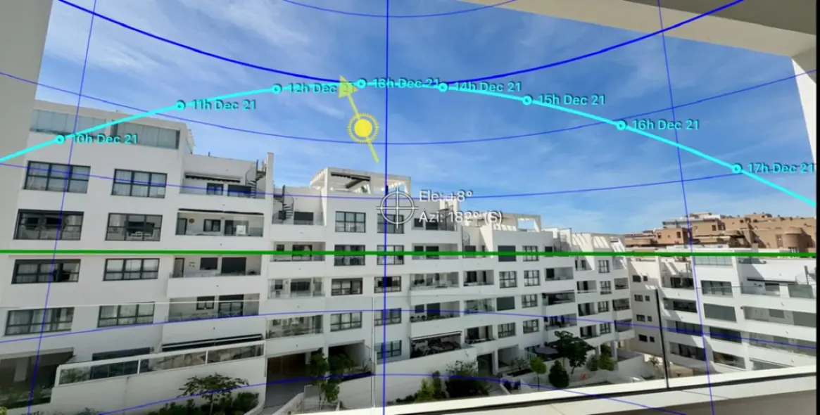 Venta de apartamento en planta media en Estepona 10