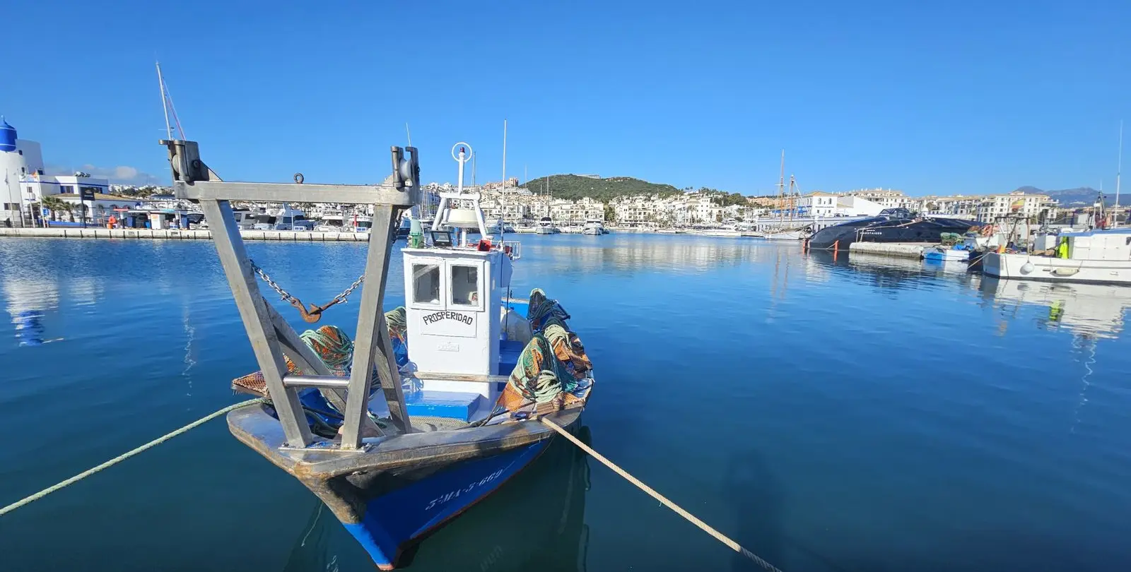 Sale of middle floor apartment in La Duquesa 39