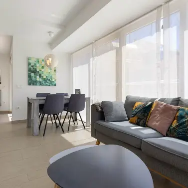 Продажа апартаментов на среднем этаже в Benalmadena Costa