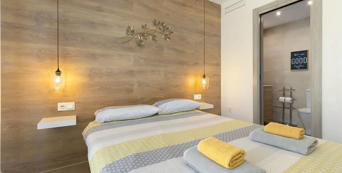 Sale of middle floor apartment in Benalmadena Costa 8