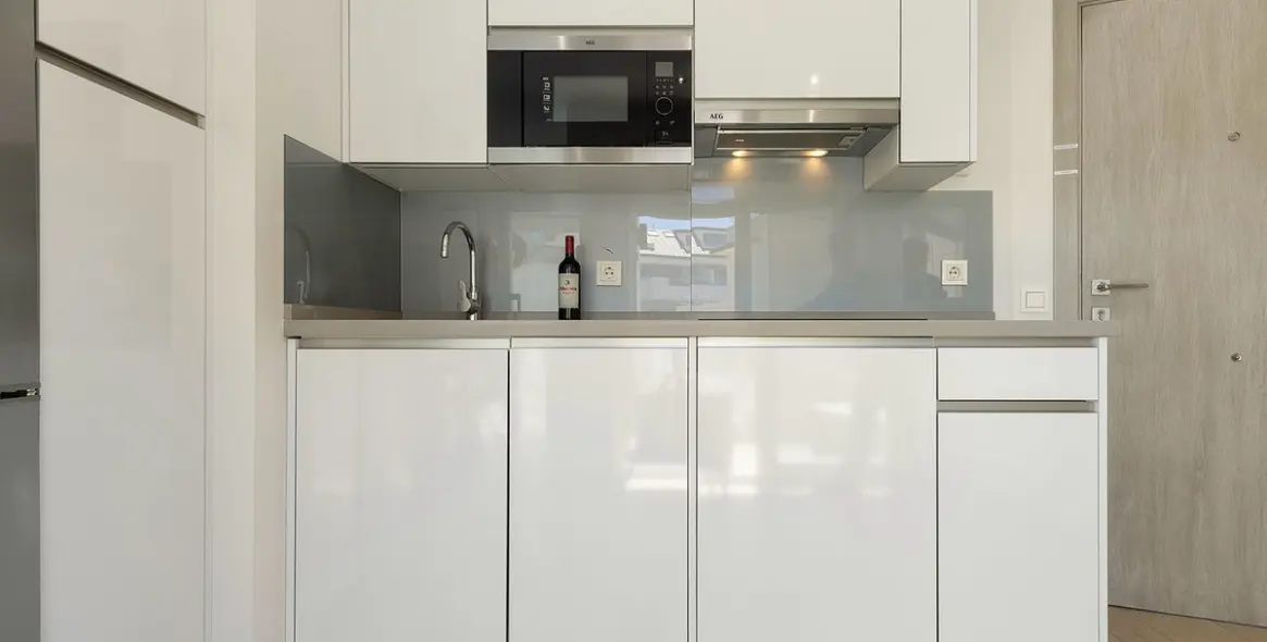 Sale of middle floor apartment in Benalmadena Costa 30