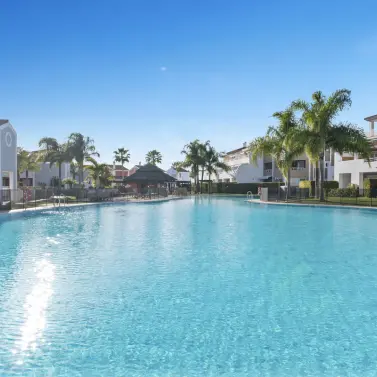 Sale of ground floor apartment in Estepona