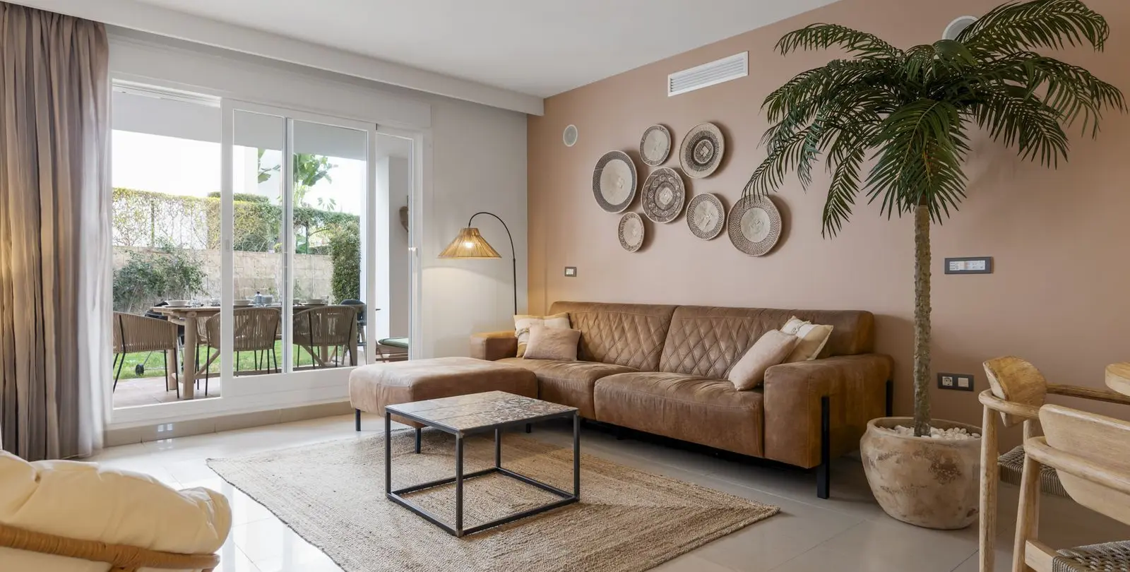 Sale of ground floor apartment in Estepona 4