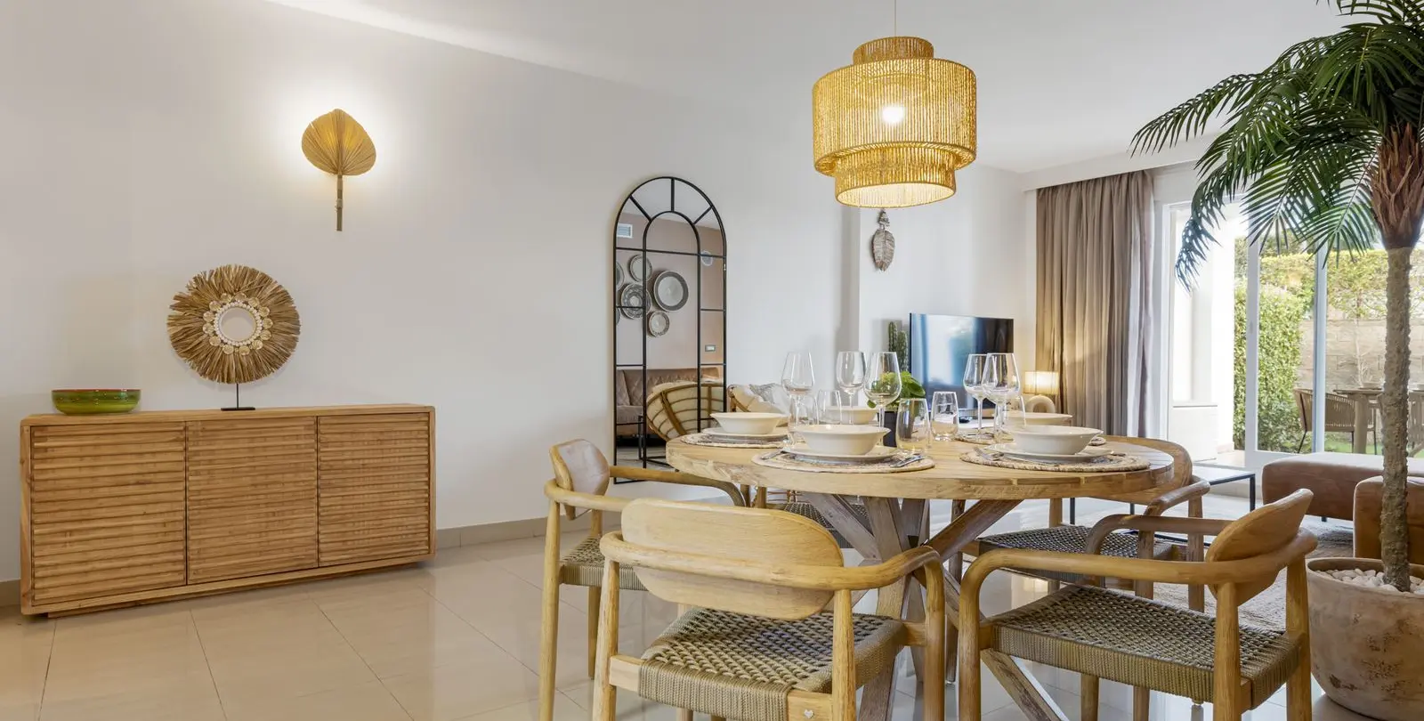 Sale of ground floor apartment in Estepona 9