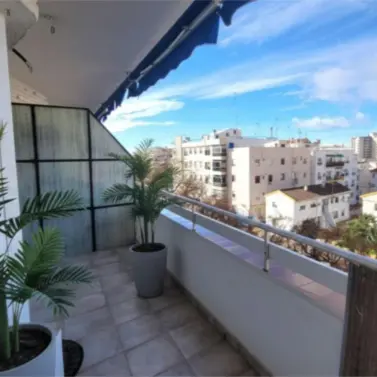 Продажа апартаментов на среднем этаже в Marbella