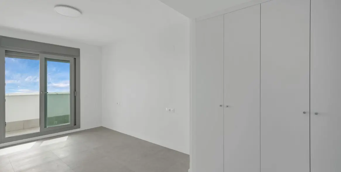 Продажа апартаментов на среднем этаже в Benalmadena Pueblo 9