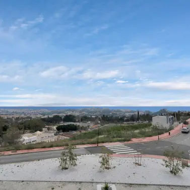 Sale of middle floor apartment in Benalmadena Pueblo