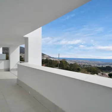 Sale of middle floor apartment in Benalmadena Pueblo