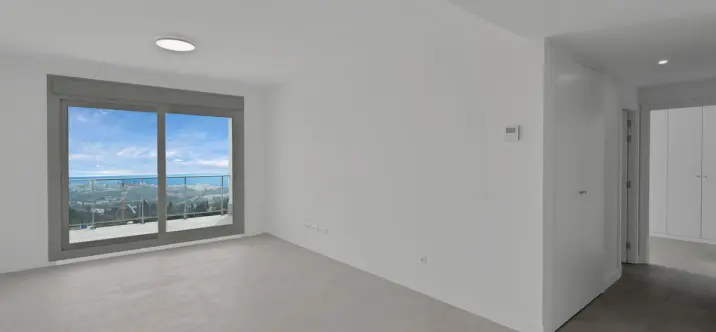 Sale of middle floor apartment in Benalmadena Pueblo 3