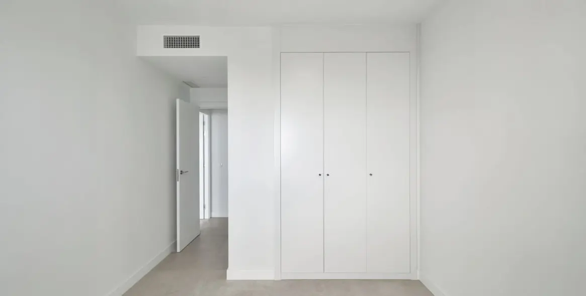 Sale of middle floor apartment in Benalmadena Pueblo 12