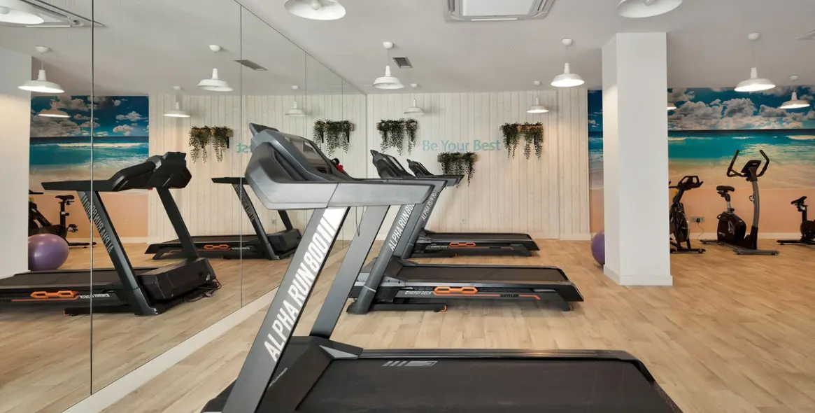 Sale of middle floor apartment in Benalmadena Pueblo 18
