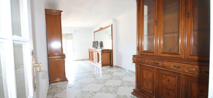 Sale of middle floor apartment in Málaga Centro 1