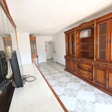 Sale of middle floor apartment in Málaga Centro