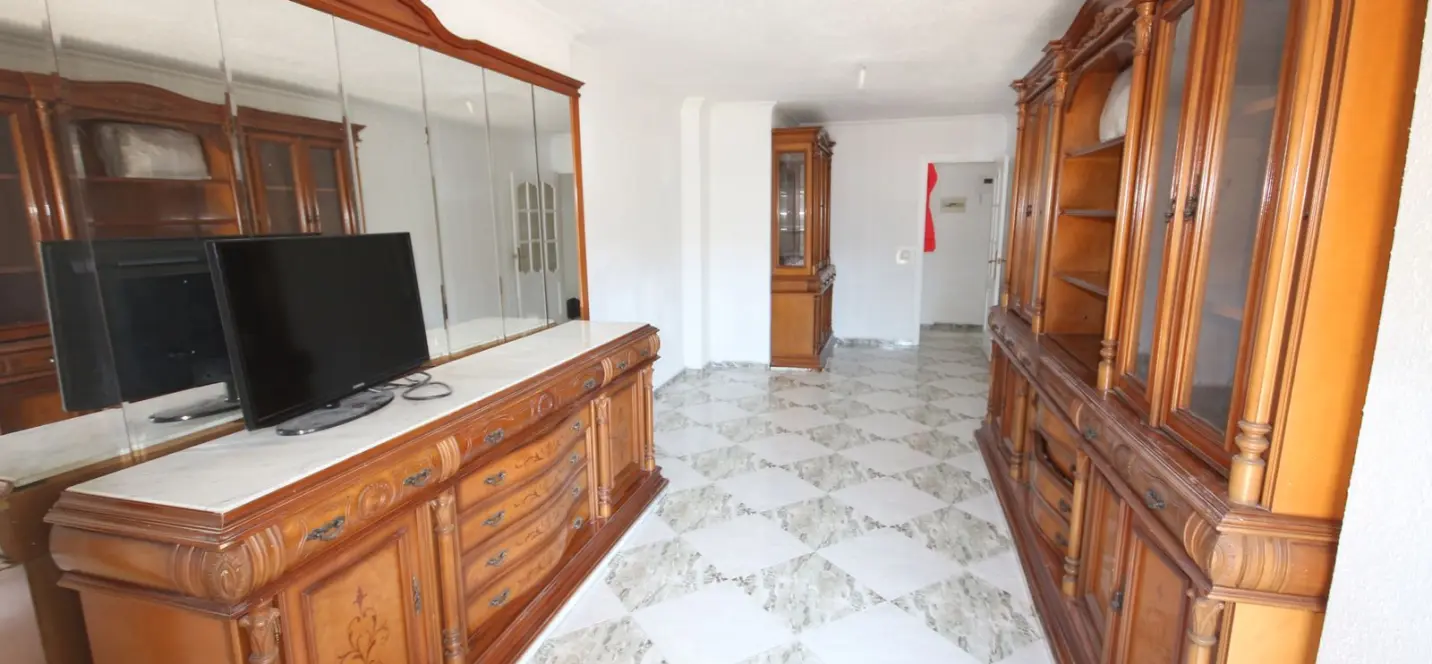 Venta de apartamento en planta media en Málaga Centro 0