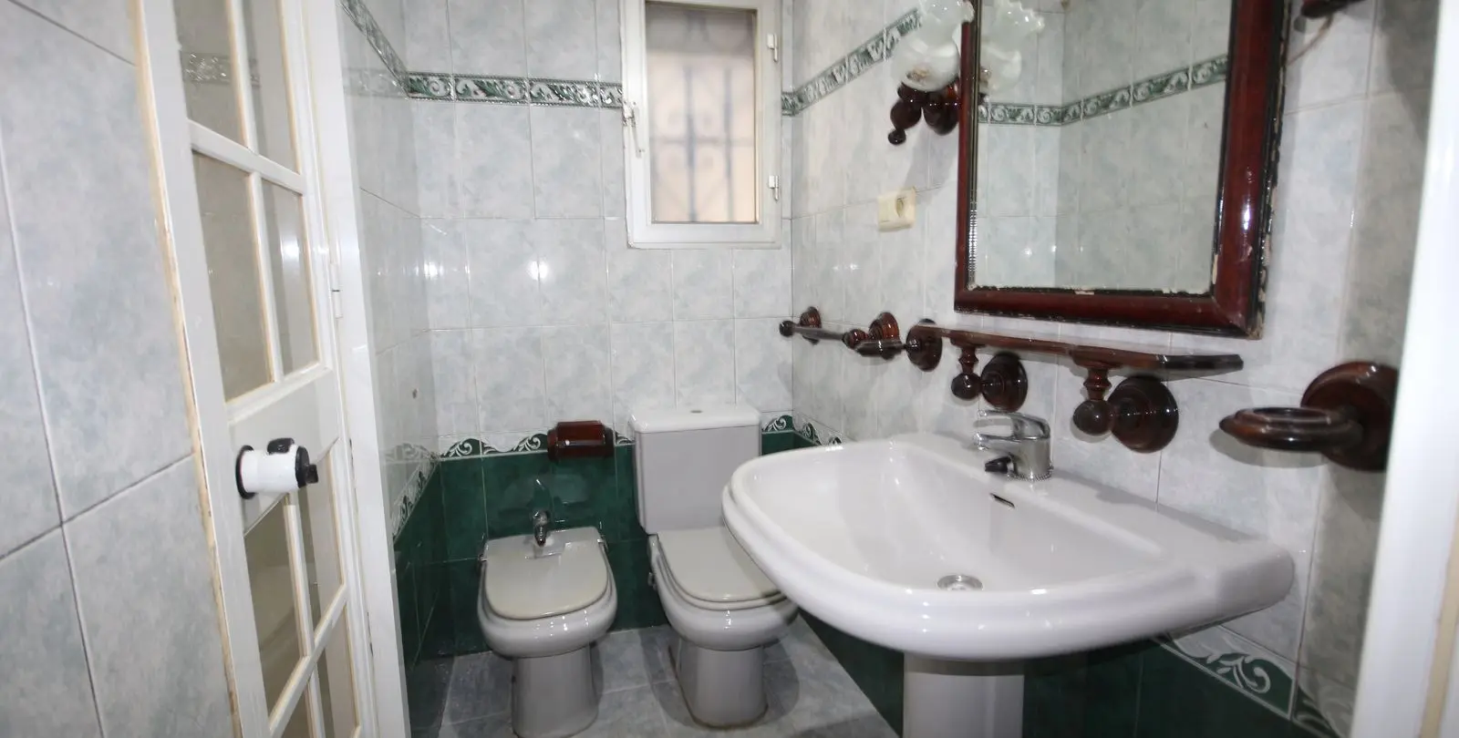 Sale of middle floor apartment in Málaga Centro 20