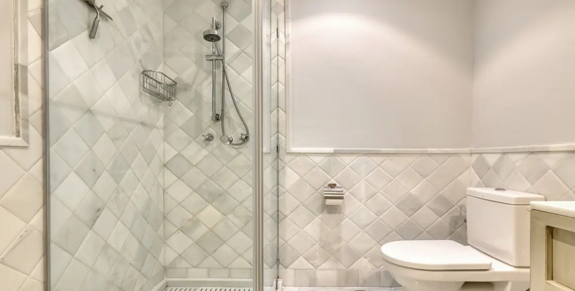 Продажа апартаментов на среднем этаже в Casares 18