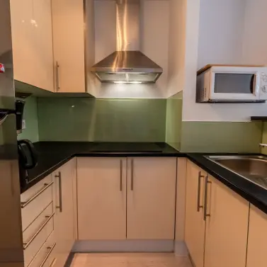 Продажа апартаментов на среднем этаже в Marbella