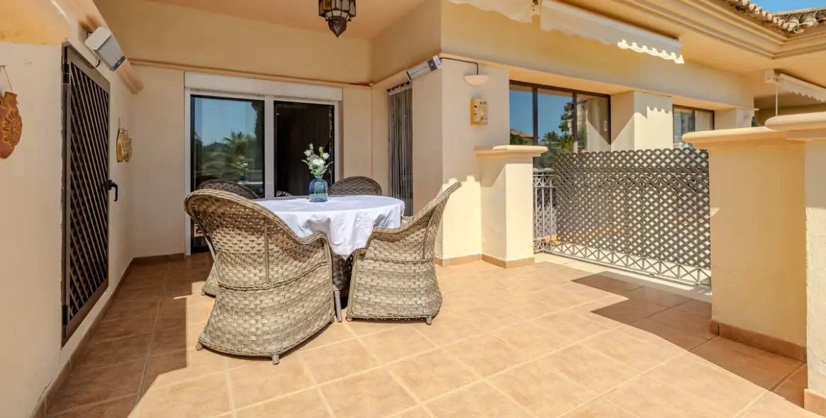 Продажа апартаментов на среднем этаже в Marbella 13