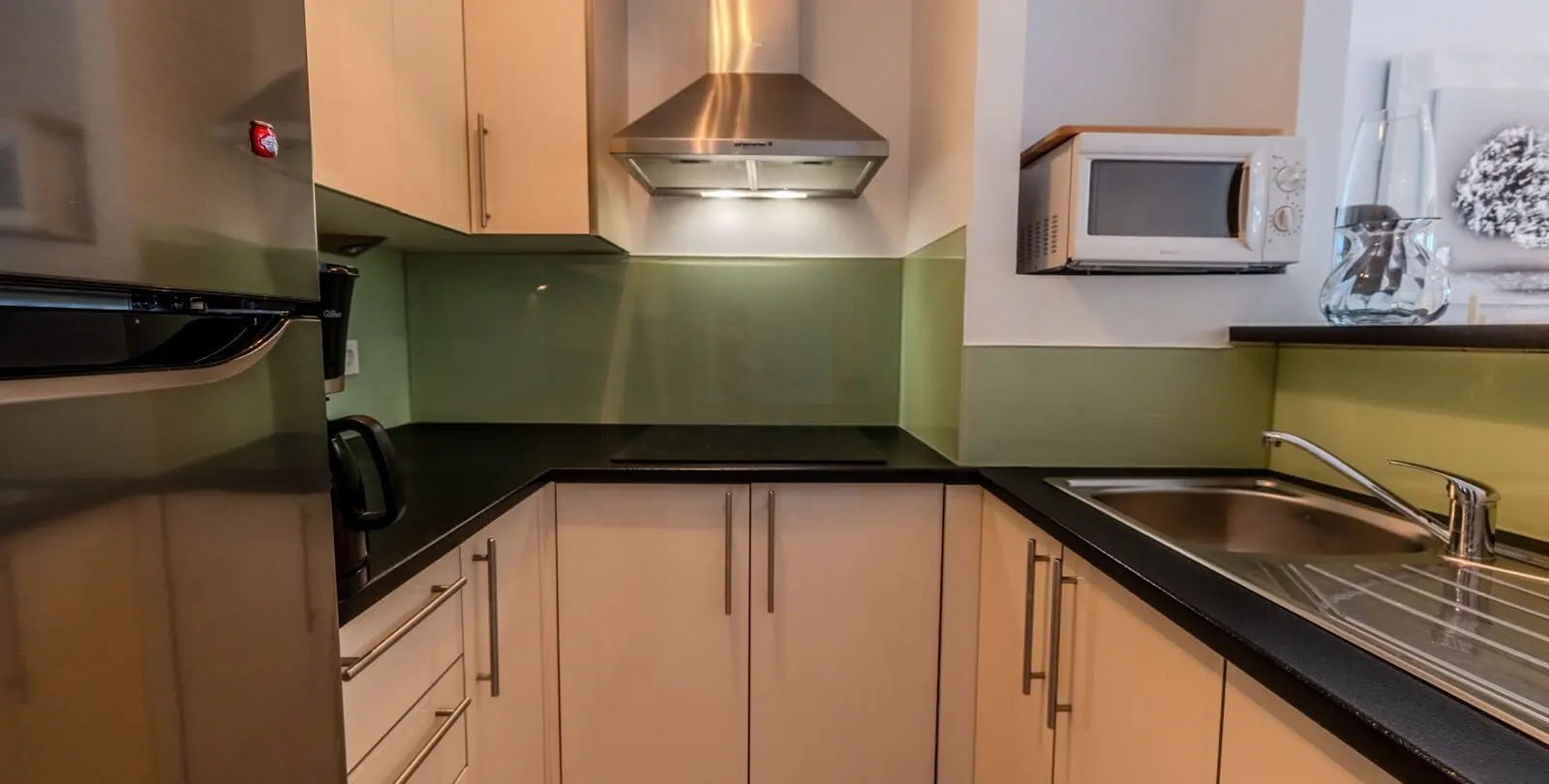 Sale of middle floor apartment in Río Real 6