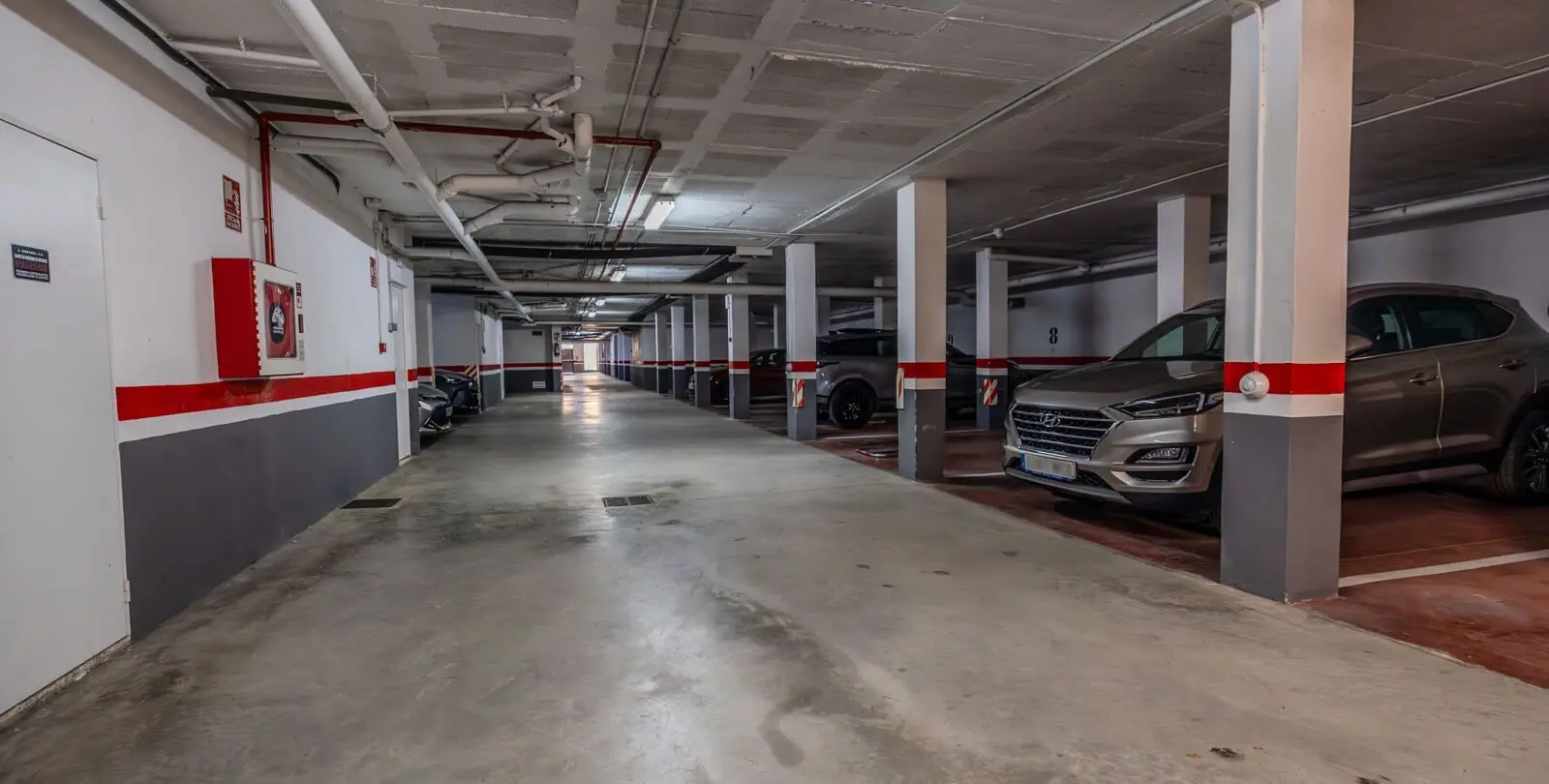 Sale of middle floor apartment in Río Real 23