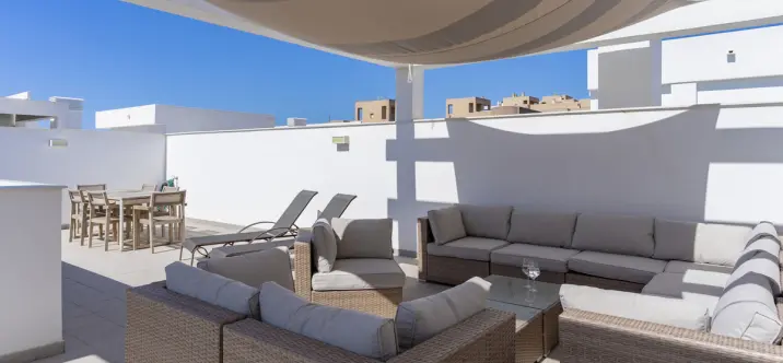 Продажа пентхауса в Estepona 1