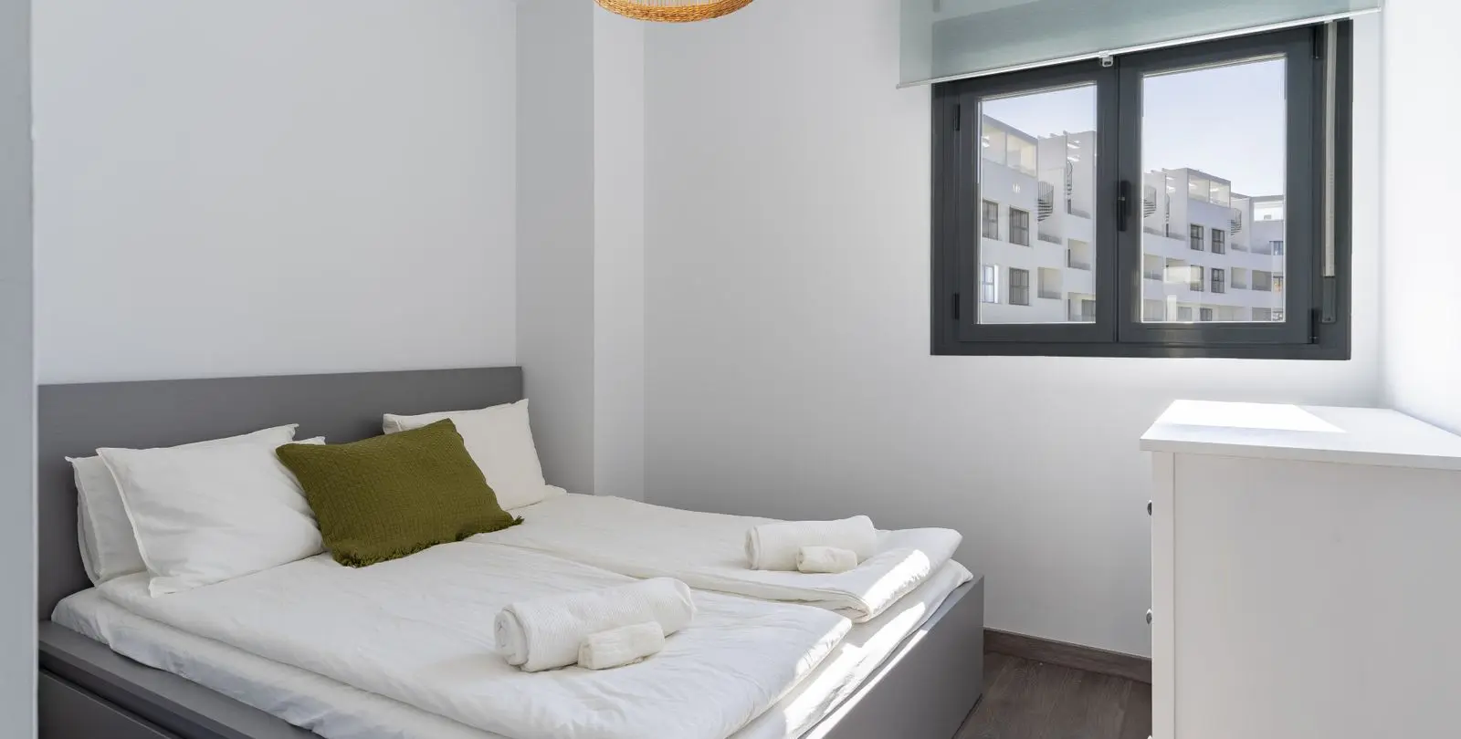 Sale of penthouse in Estepona 13