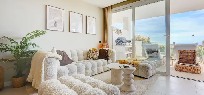 Sale of ground floor apartment in Benalmadena 1