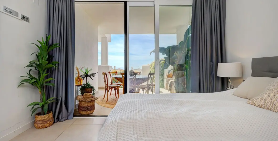 Sale of ground floor apartment in Benalmadena 26